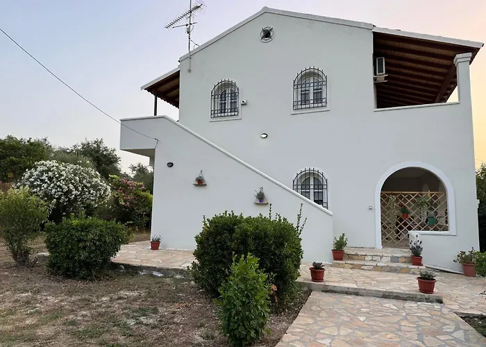 Kouros Apartments